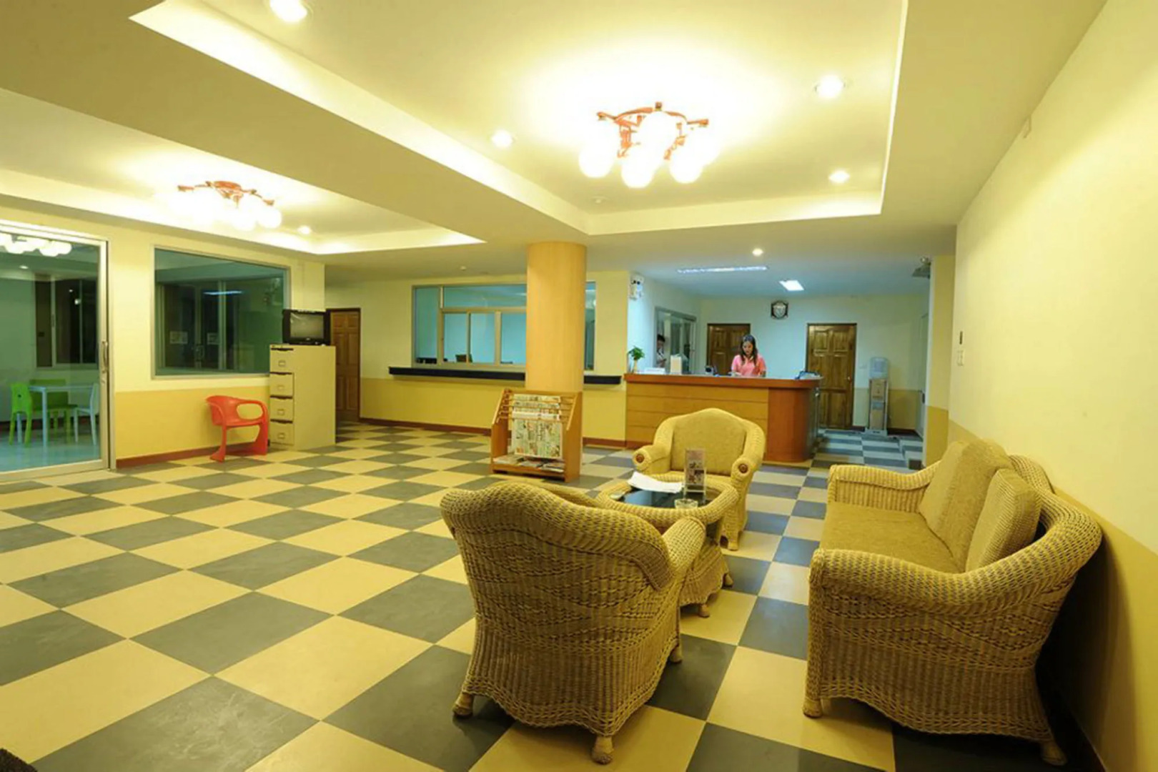 Trat Center Hotel