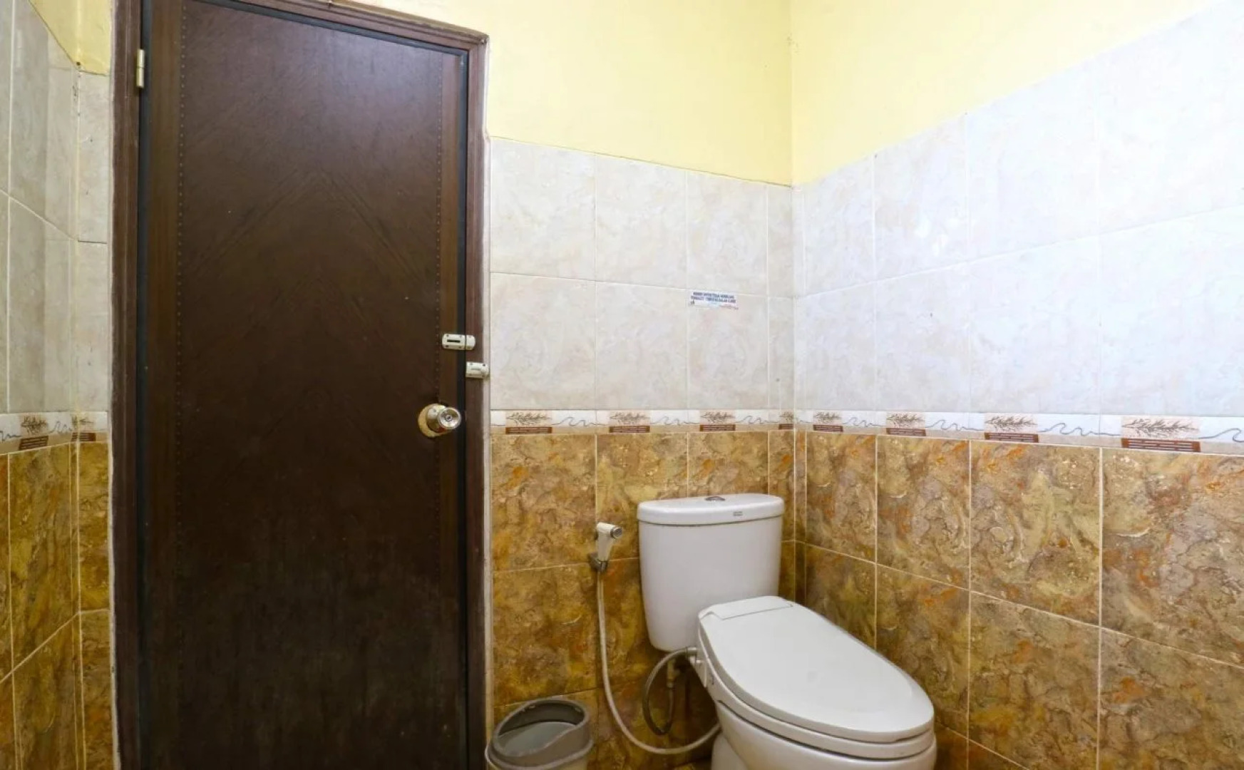 Aquarius Orange Hotel & Villa