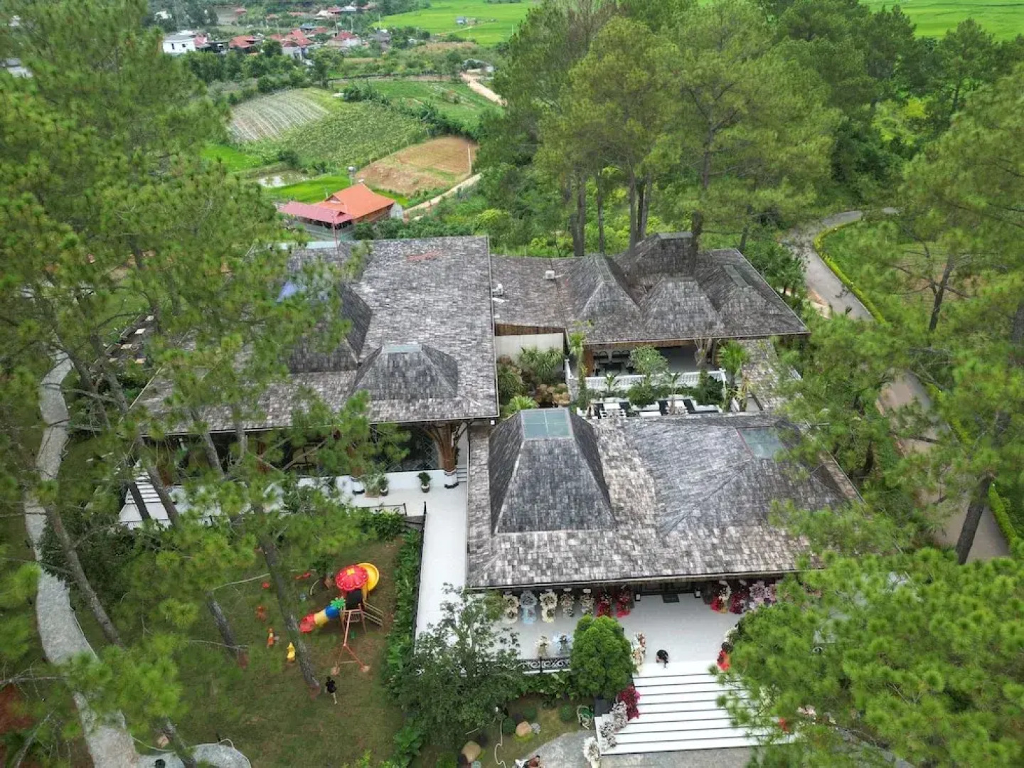 Phoenix Moc Chau Hotel