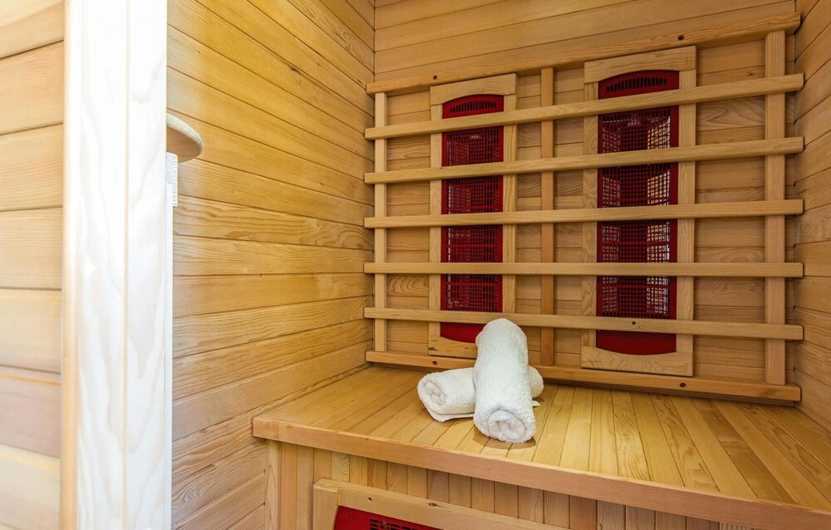Amazing Home in Pula with Hot Tub, WiFi & 4 Bedrooms