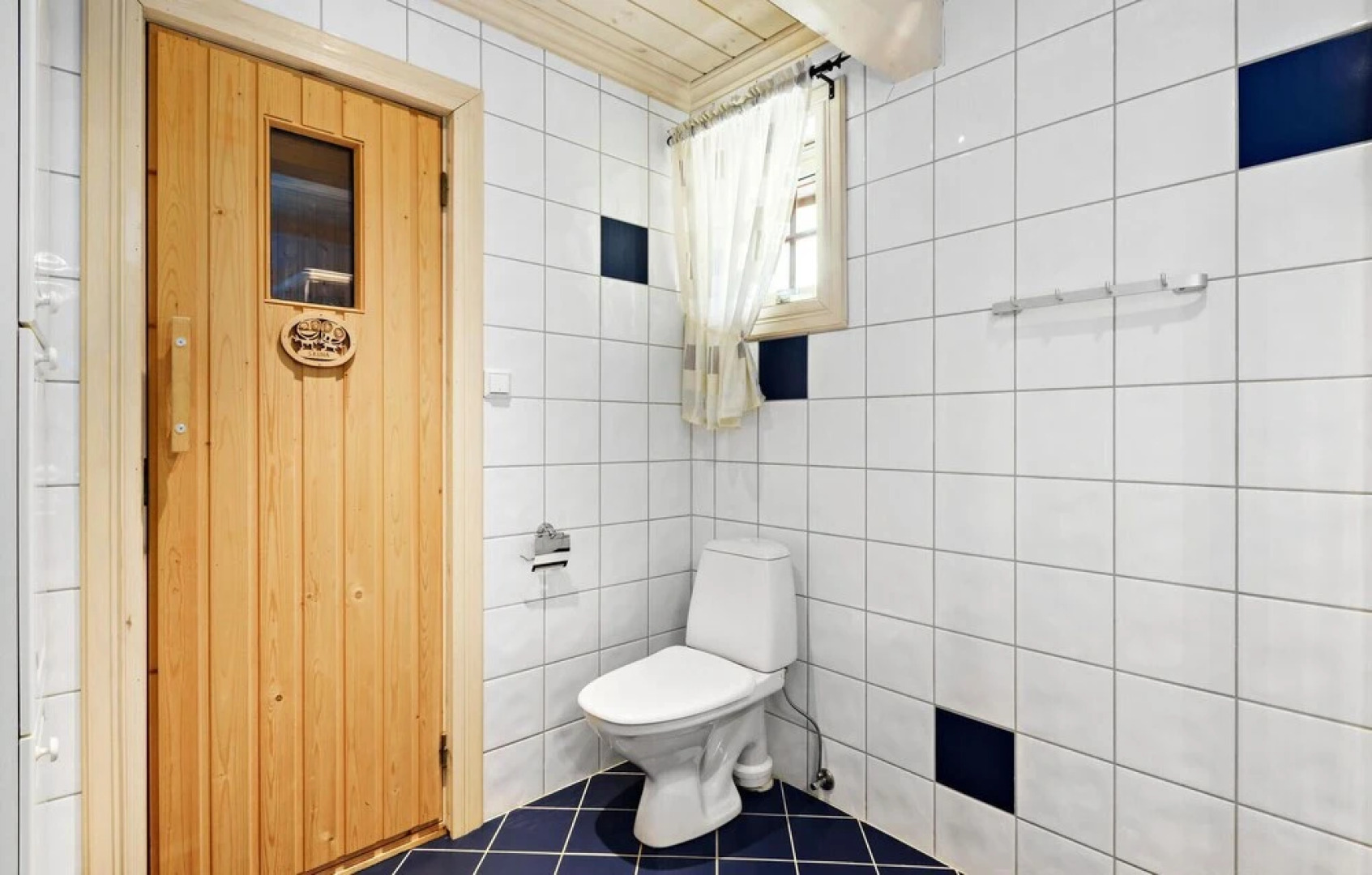 Awesome Home in Norheimsund With 5 Bedrooms, Sauna and Wifi