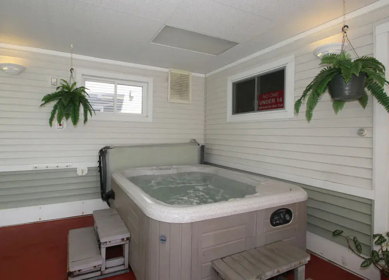 Normandie Oceanfront Motor Inn