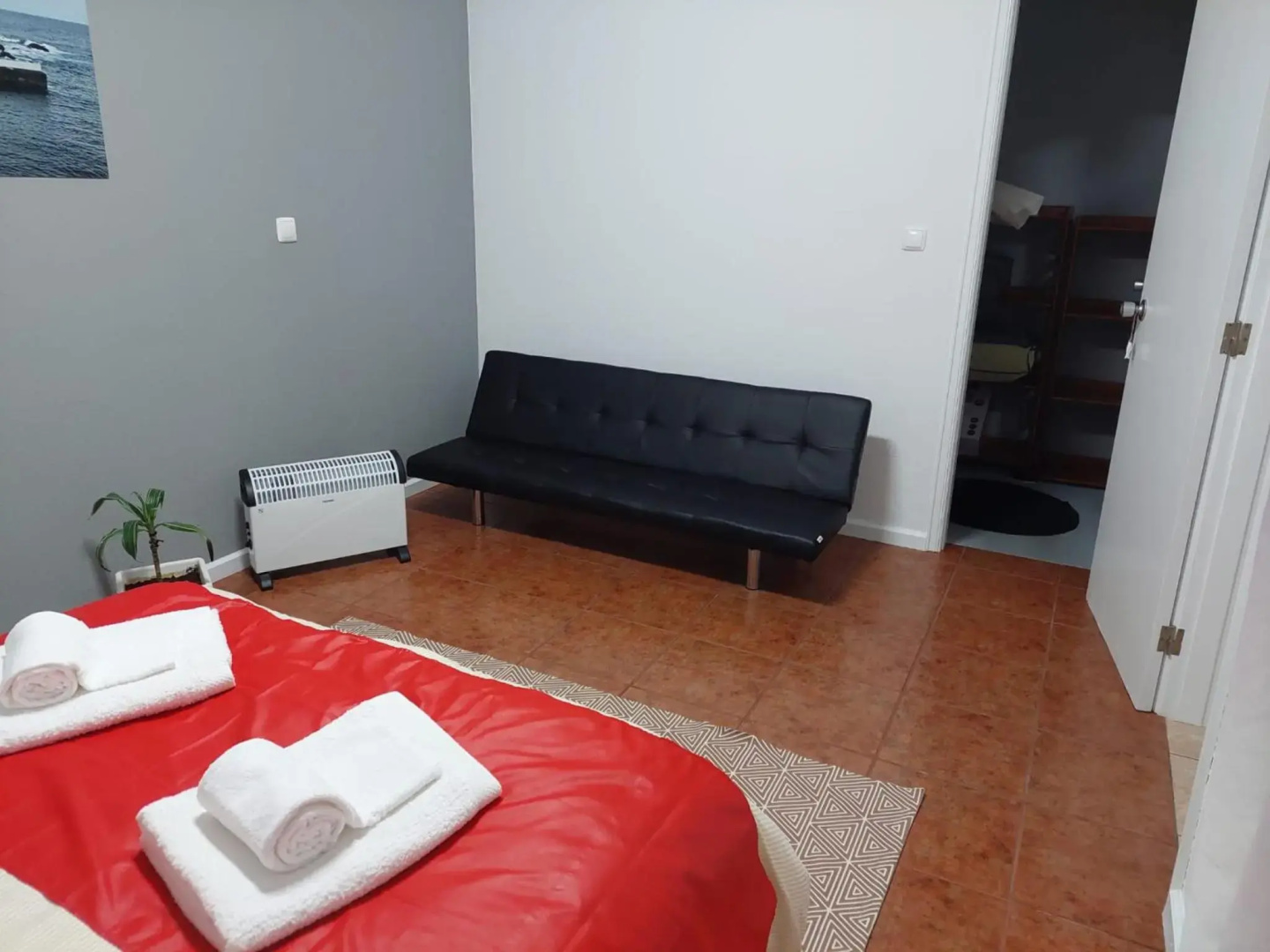"Apartamentos do Farol" com vista para o mar