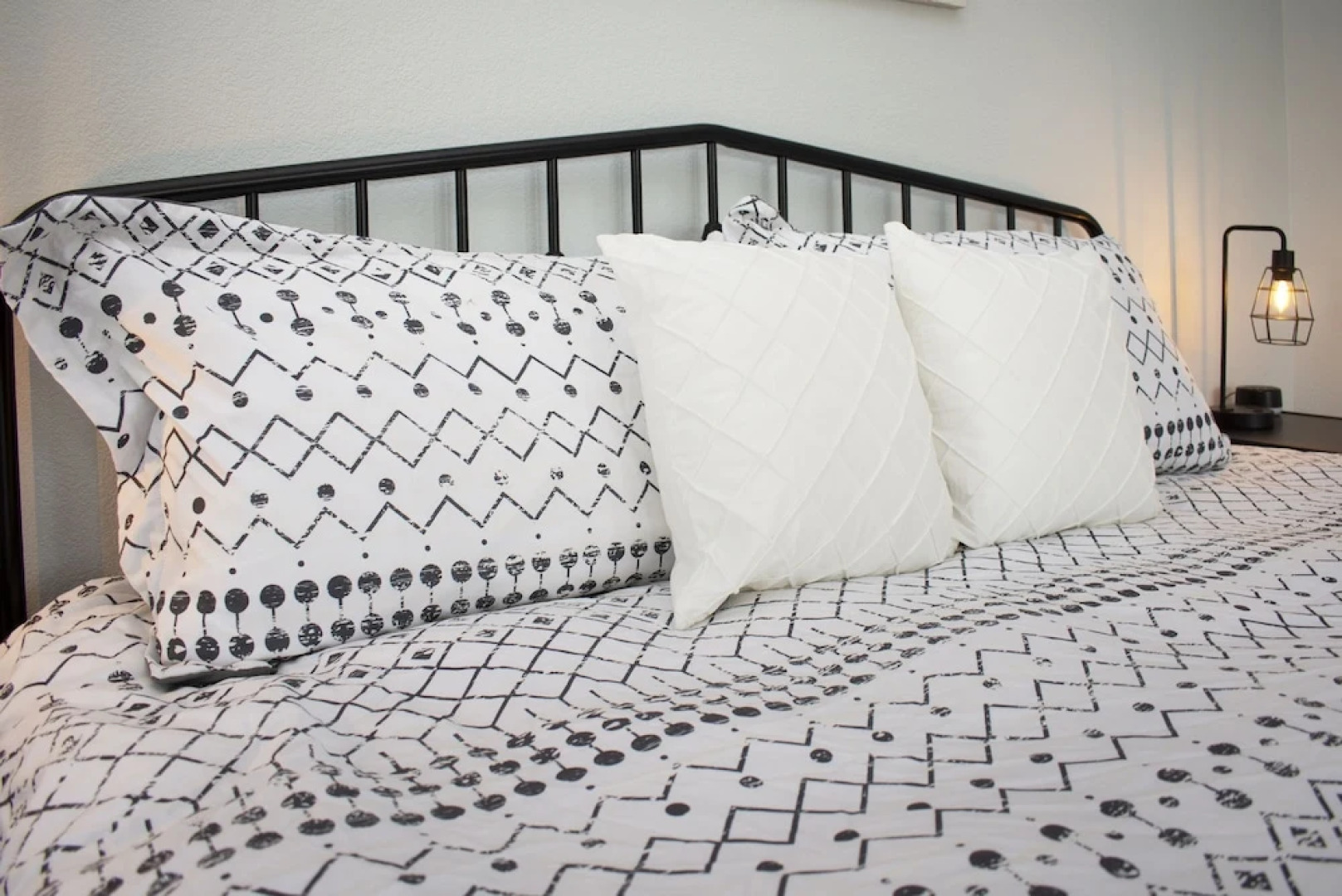 Moose Ridge Cabin 5 Bedroom Cabin by RedAwning