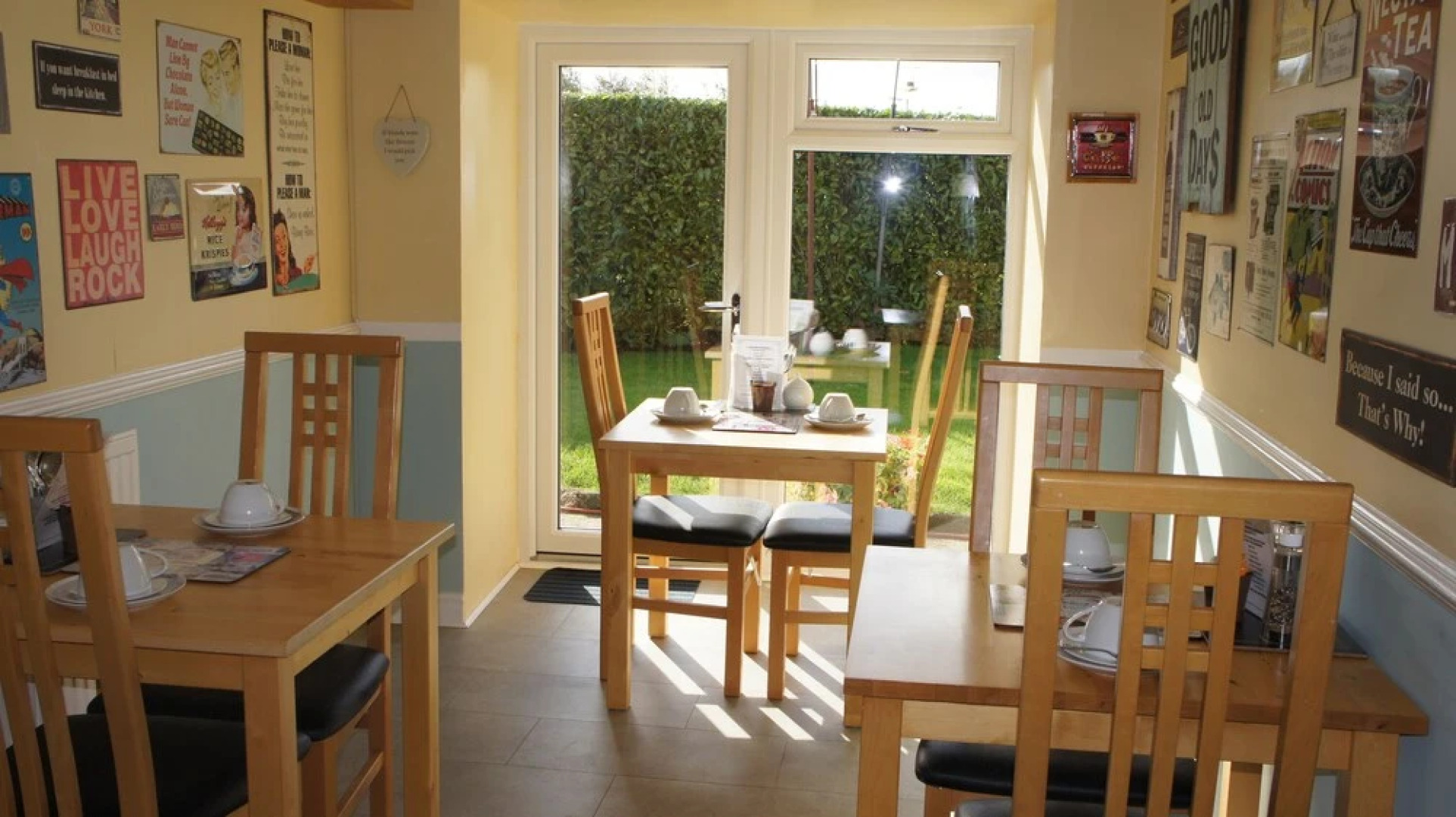 Alexander Guest House