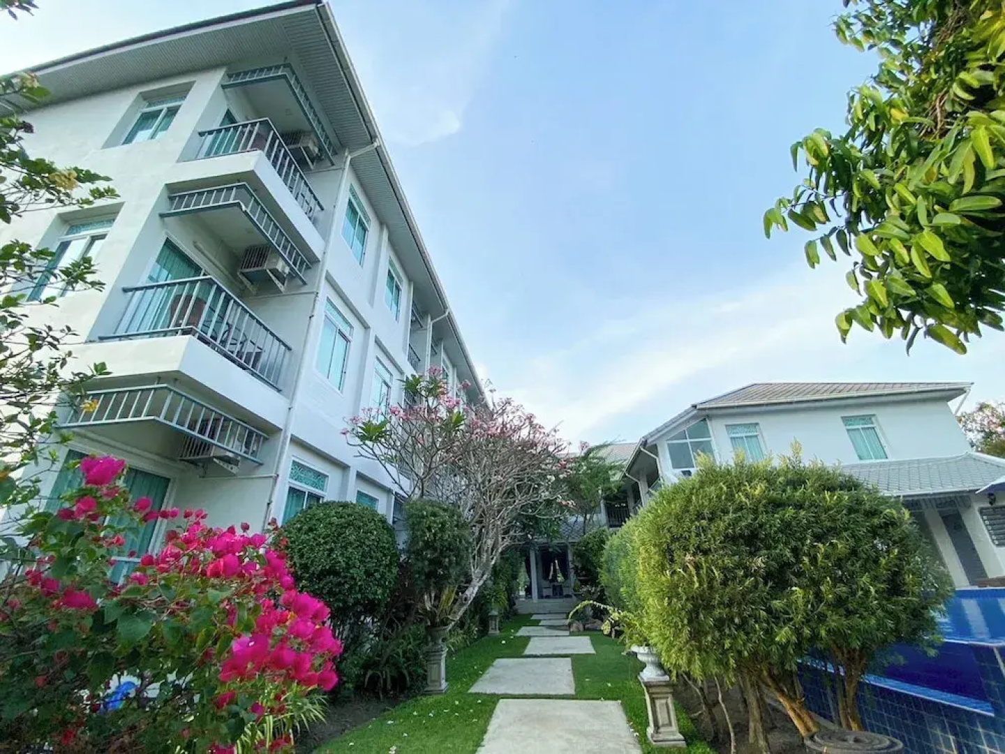 Villa Amphawa