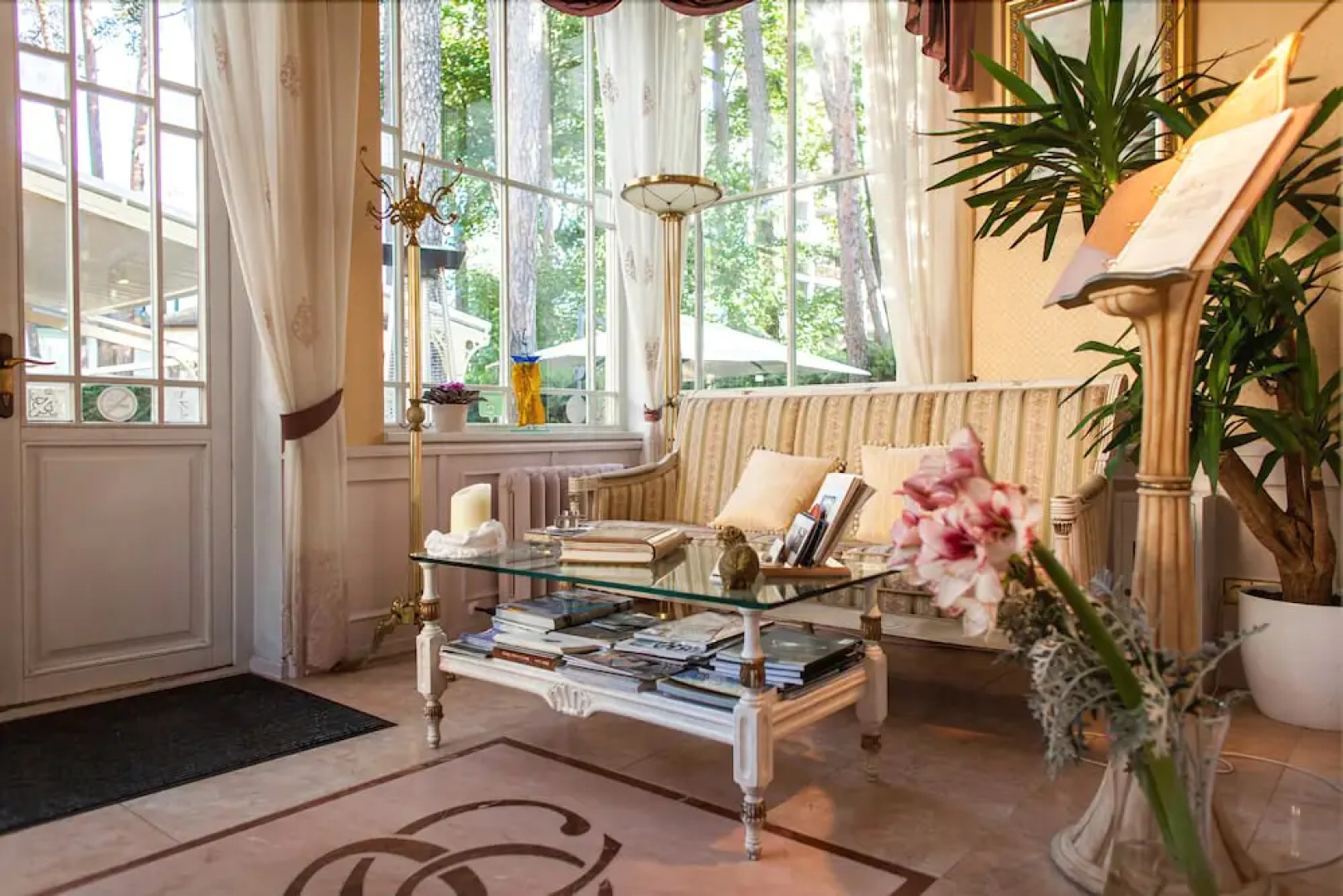 TB Palace Hotel & SPA