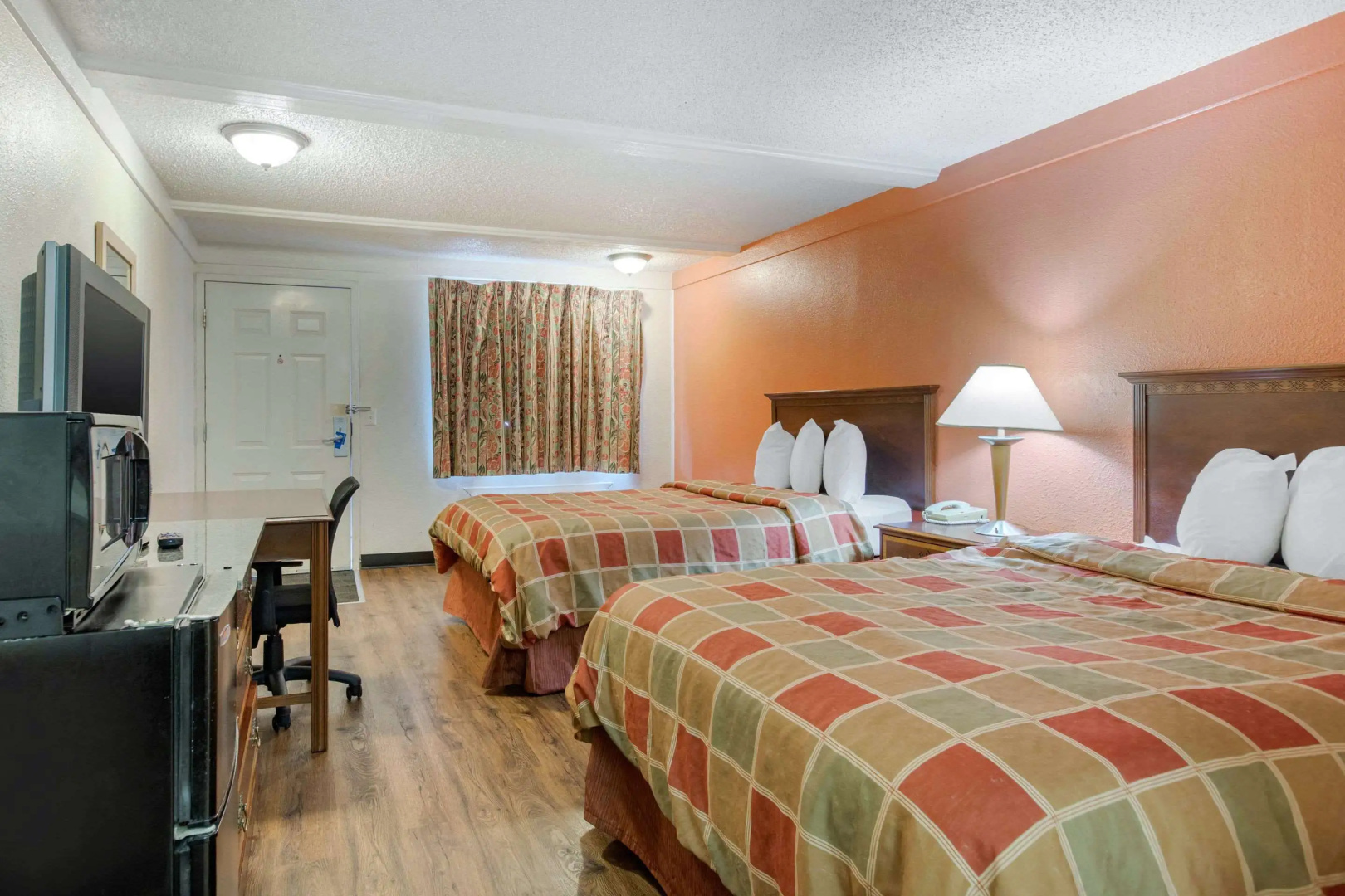 Rodeway Inn Auburn Hills - Detroit