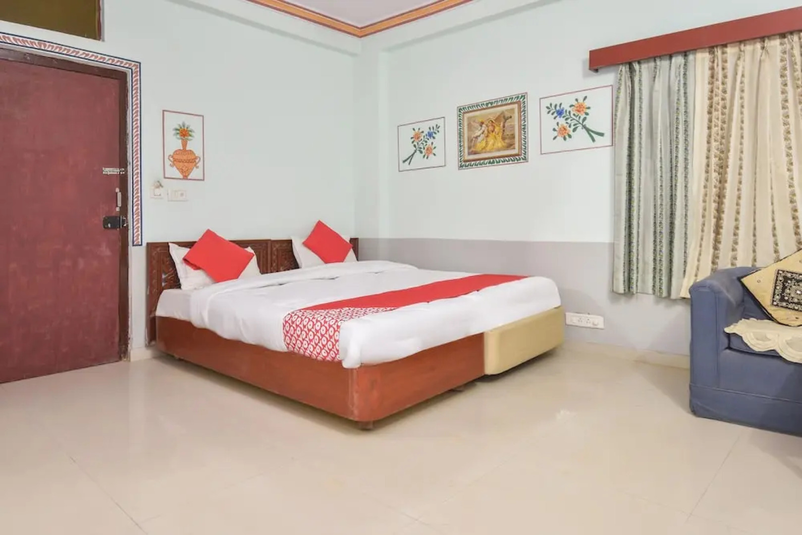 Singhasan Haveli by OYO Rooms