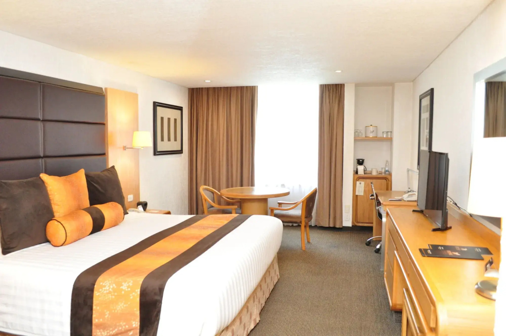 Royal Pedregal Hotel