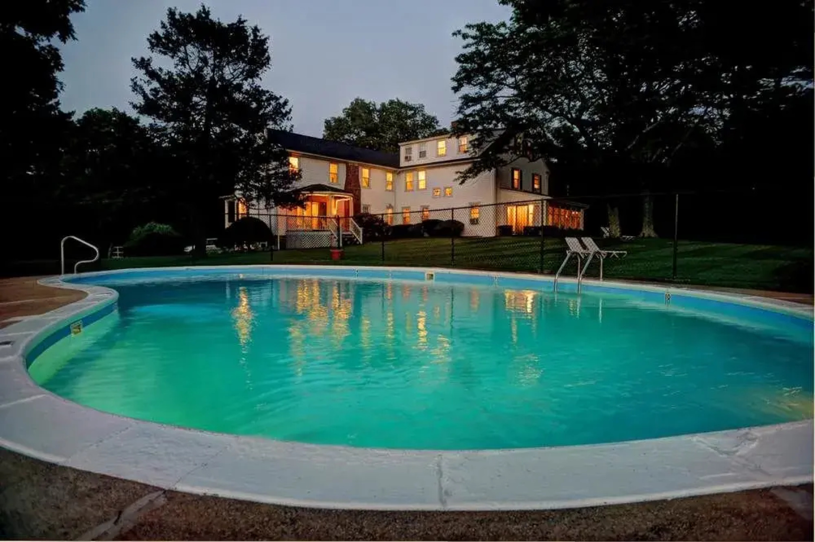 Historic Jacob Hill Inn