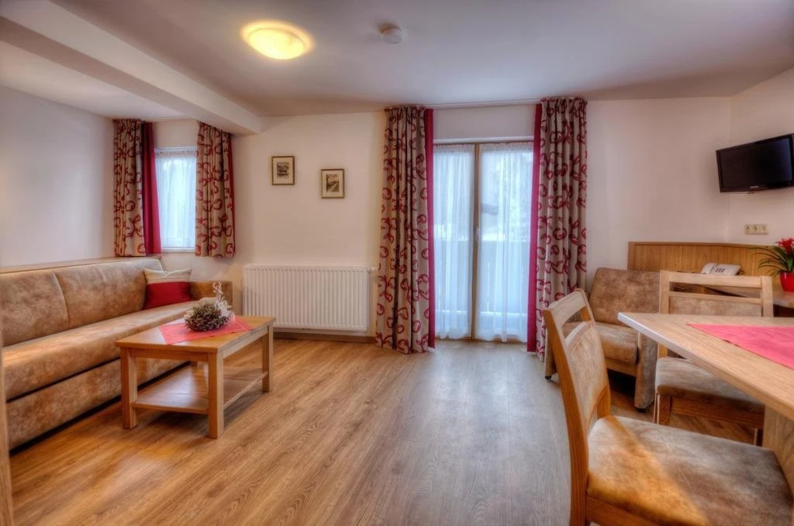 Bauers Appartementhaus Zum Kleinen Hirschen