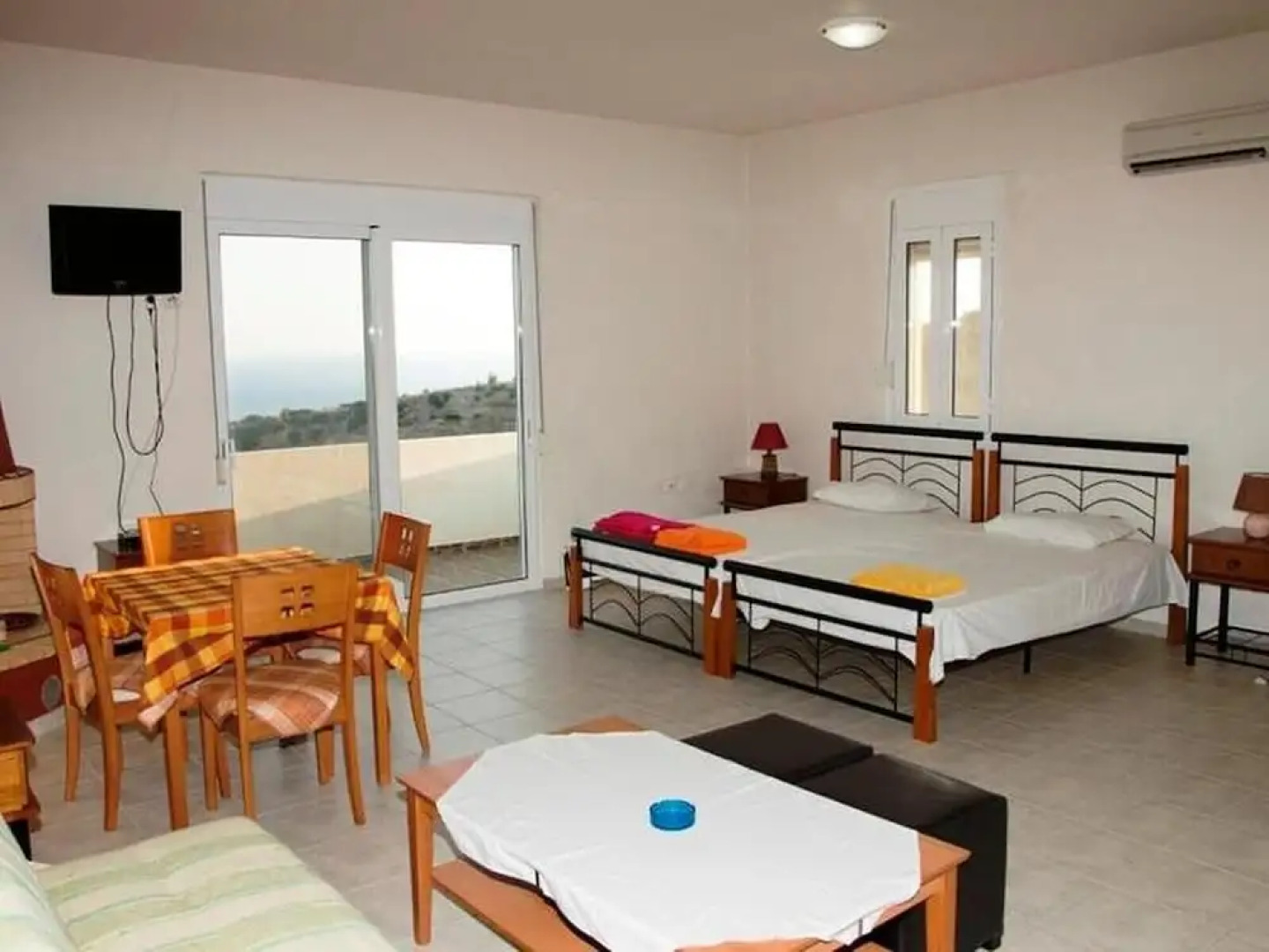 Paterakis Studios Triopetra