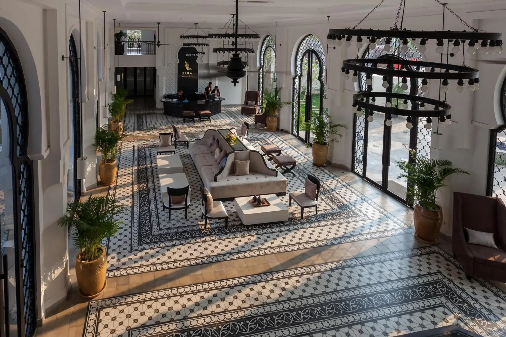 Курортный Oтель Sarai and Wander