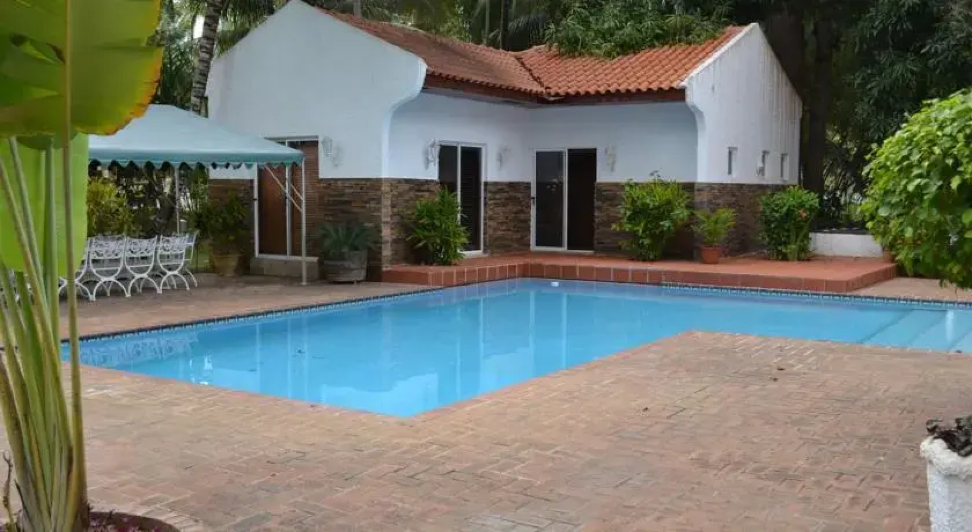 Lagarto Guest Villas