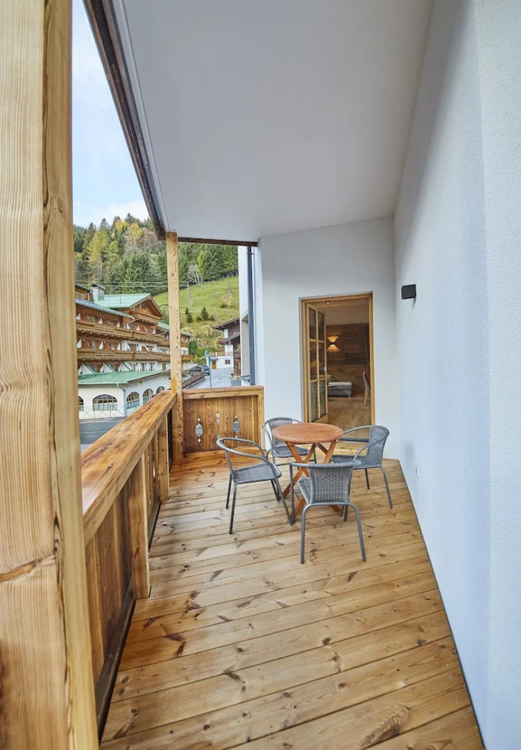 The Peak - Premium Apartments