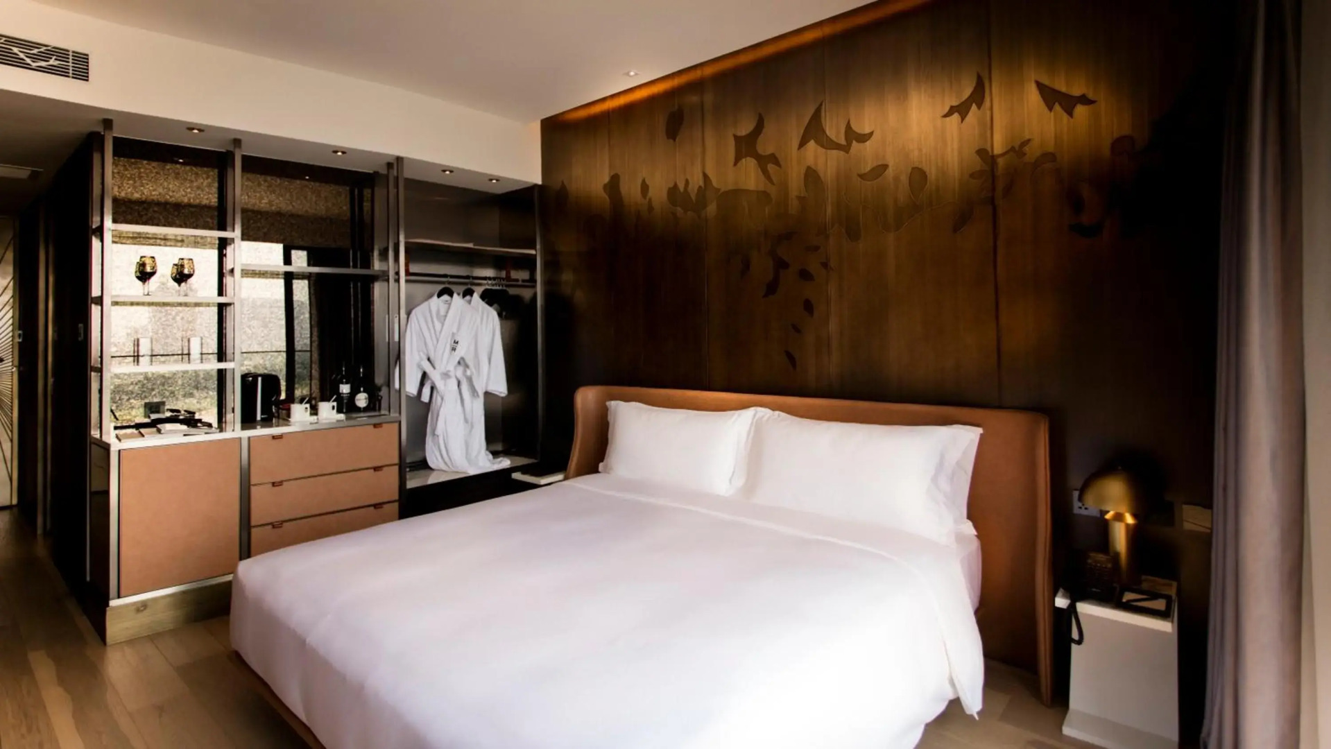 YOHO Hollywood Roosevelt Hotel