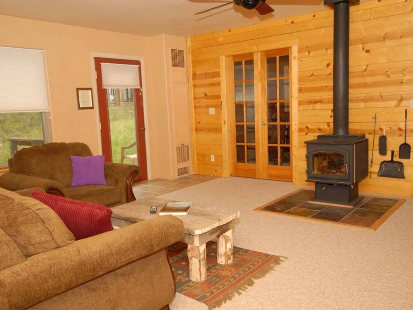 Secluded Fawn Trail Cottage