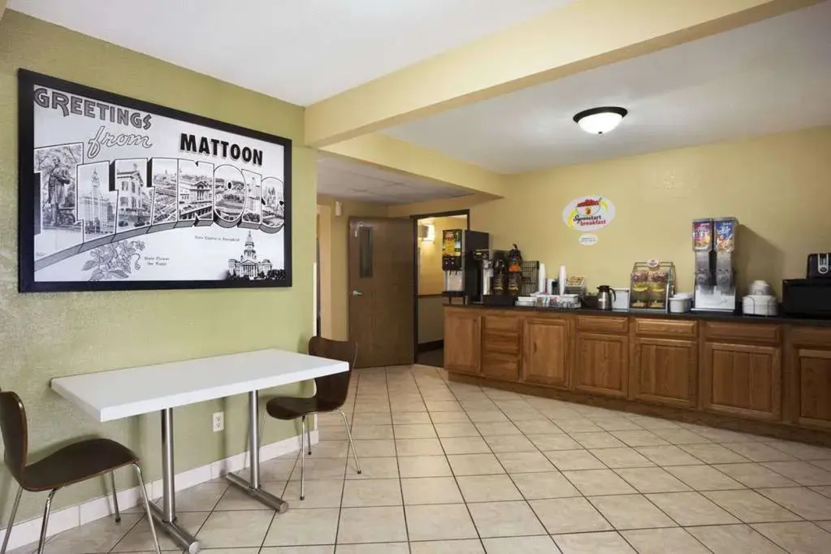 Super 8 By Wyndham Mattoon