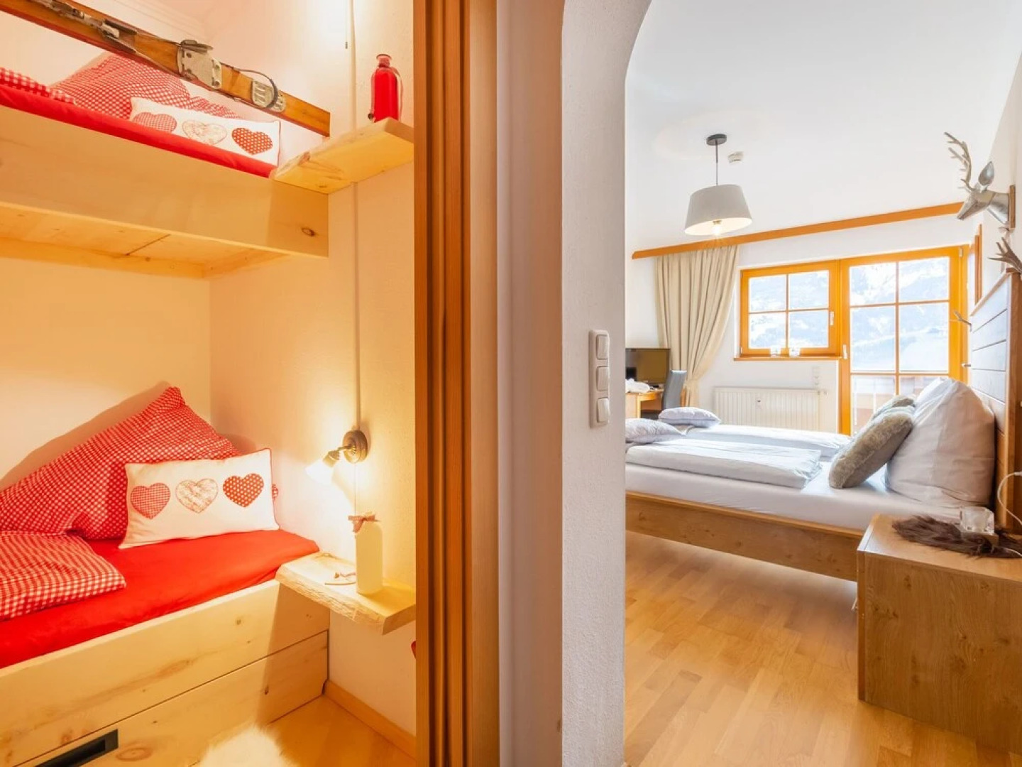 Spacious Apartment in Piesendorf near Ski Area