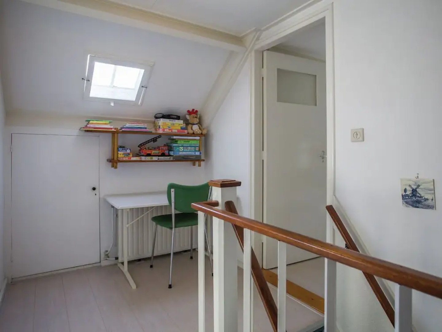 Welcoming Chalet near Sea in Renesse