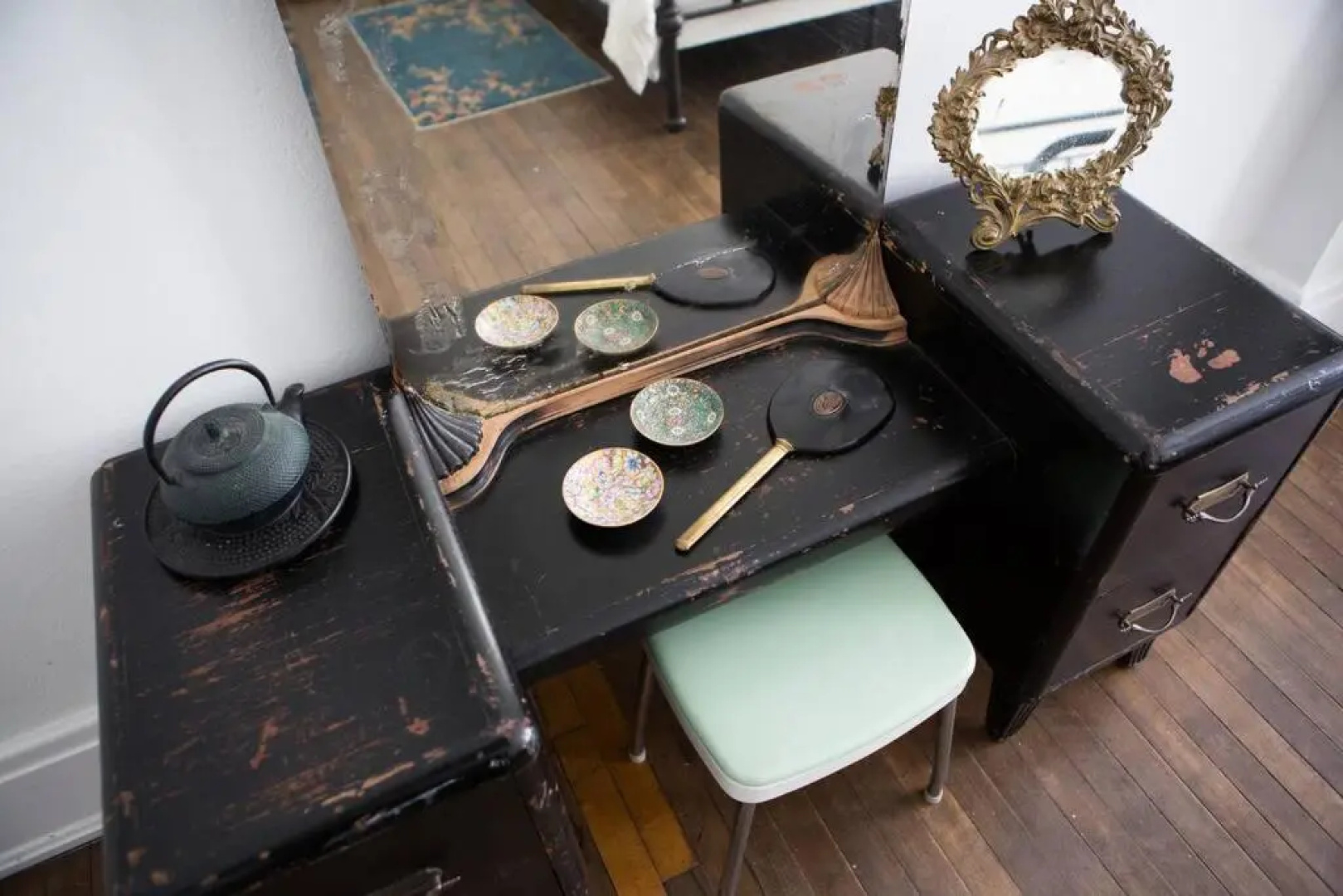 Object Hotel 1BR Shared Bath Room 2D