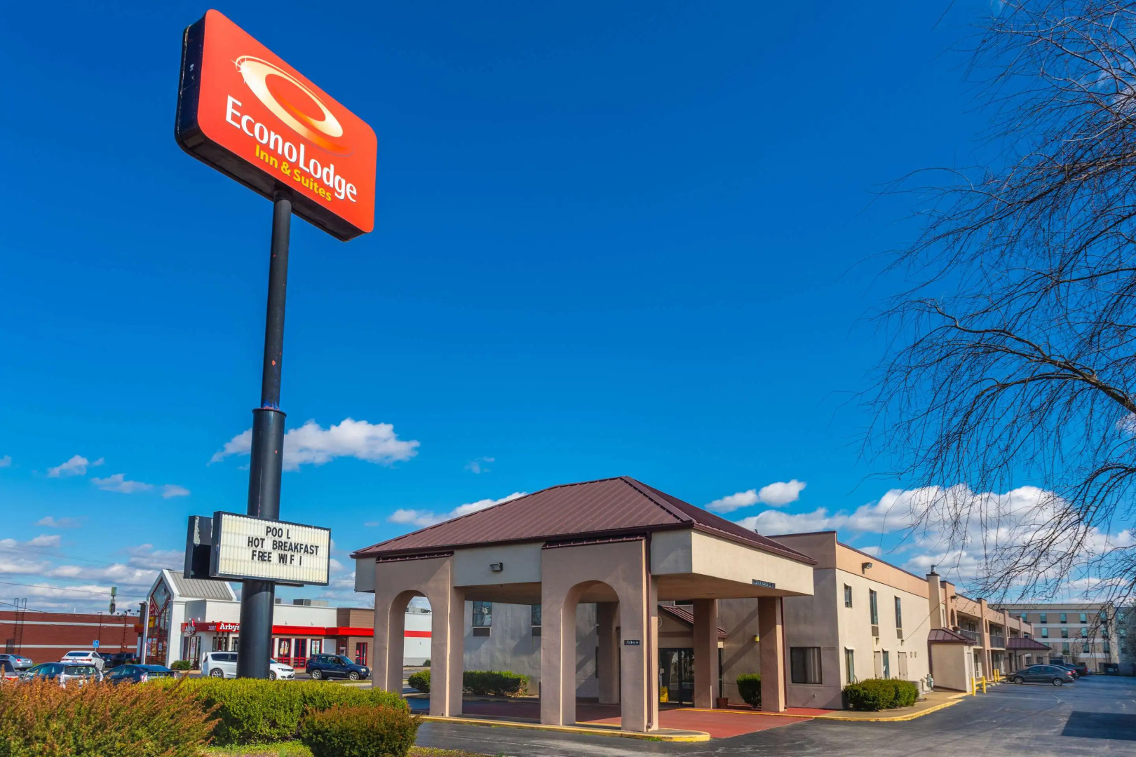 Econo Lodge & Suites Clarksville near Governors Square Mall