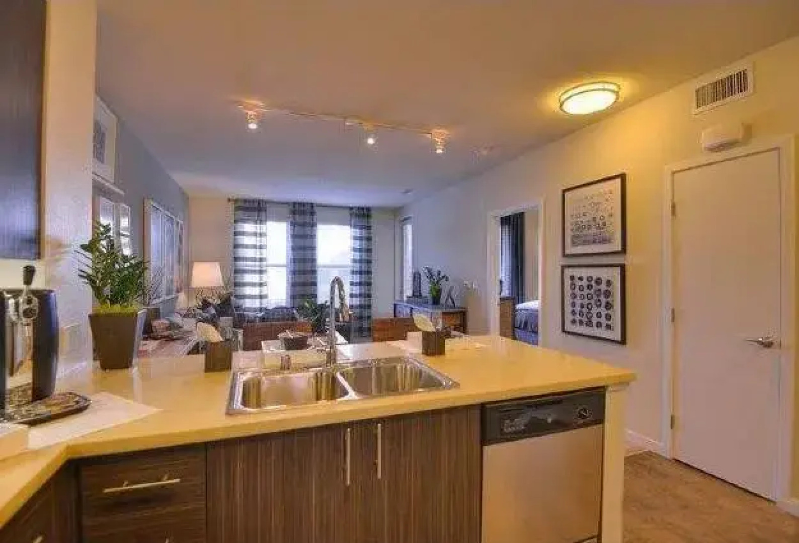 Oakwood Redwood City