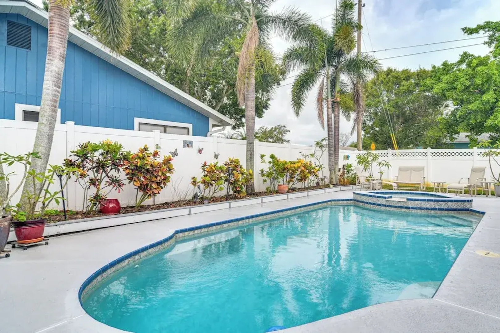 4 Mi to Beach: Sunny Seminole Home w/ Pool