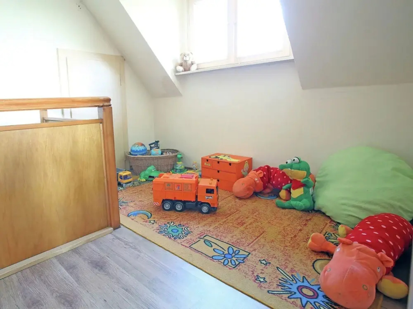 Spacious Apartment in Pracht near Forest