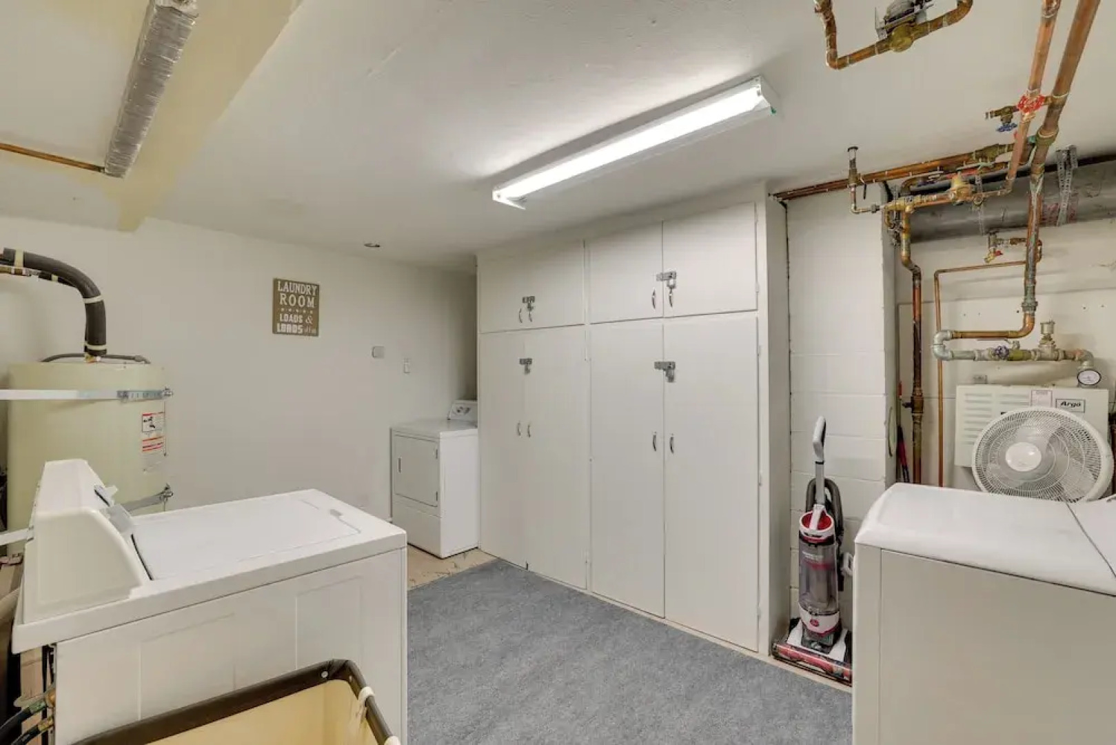 Chic Port Angeles Home w/ Oceanfront Balcony!