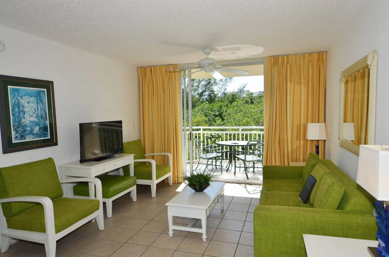 Sunrise Suites Resort