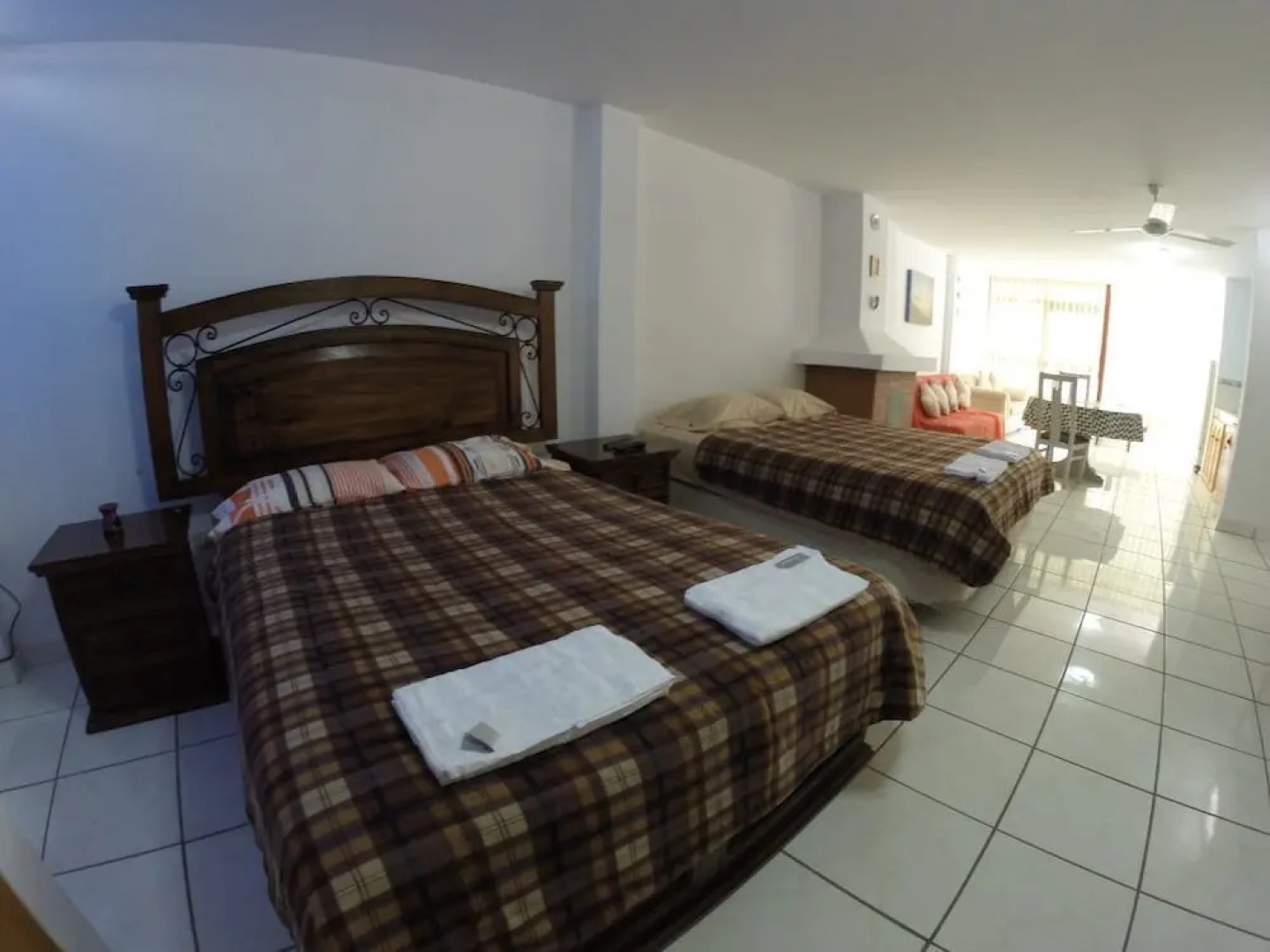 Waves Surf Camp Peru - Hostel