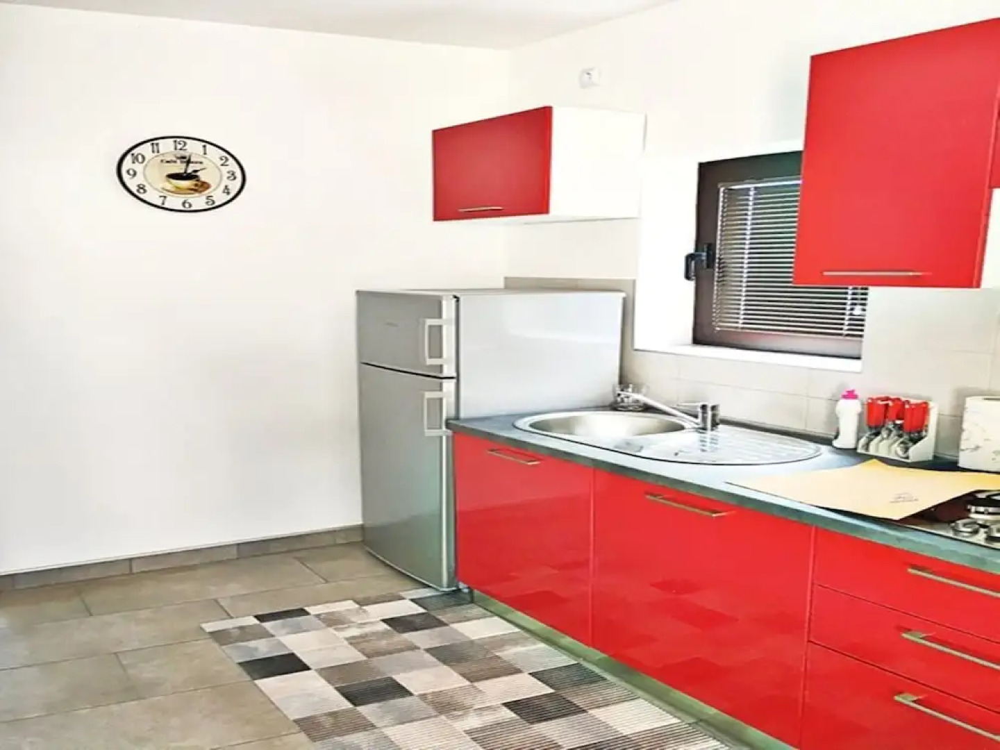 Sea-view Holiday Home in Lukovo Šugarje With Private Terrace