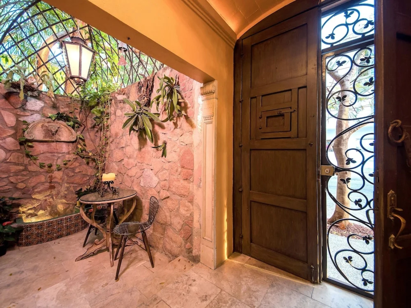 Villa Lola - an Adults Only Bed & Breakfast
