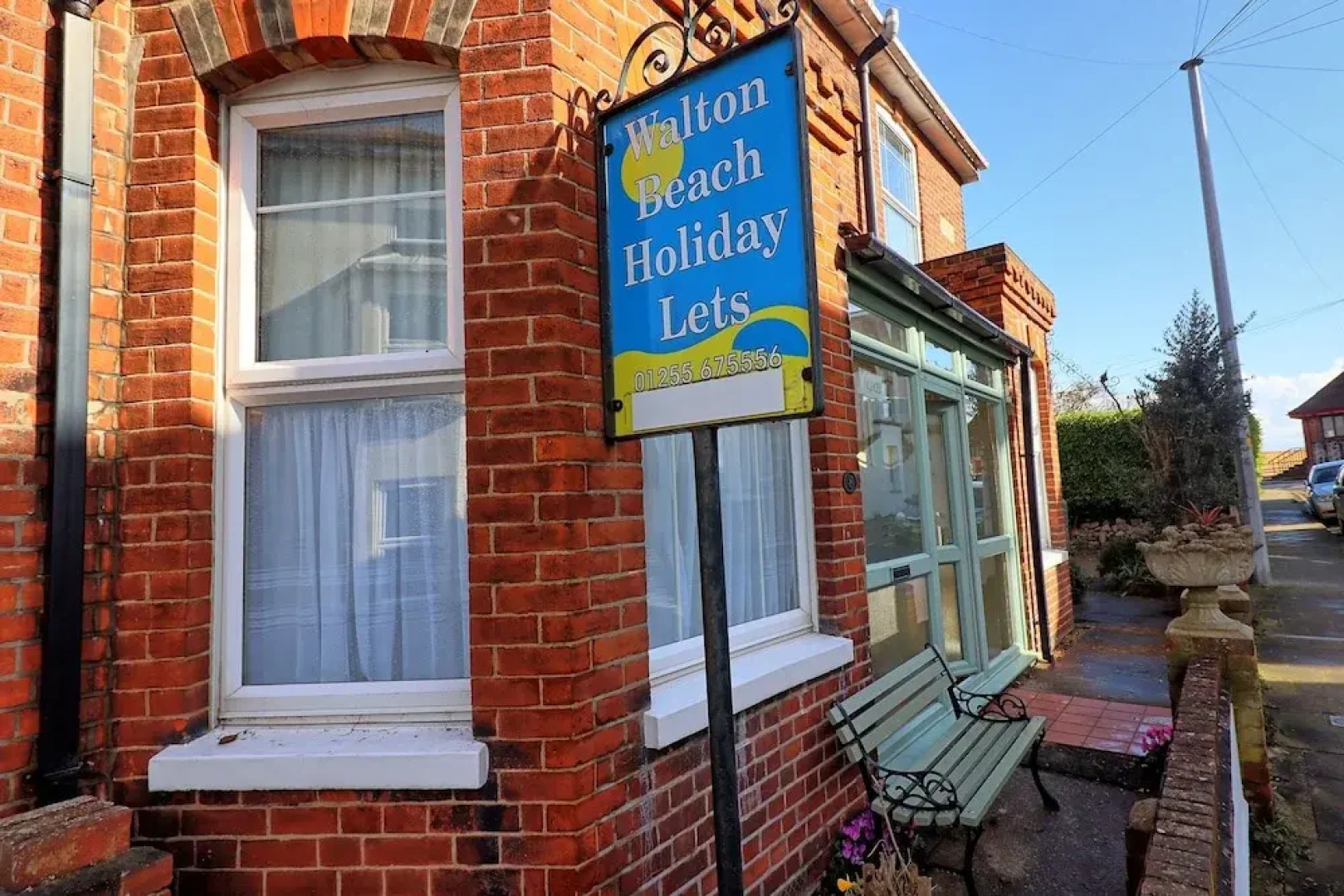 Walton Beach Holiday Lets