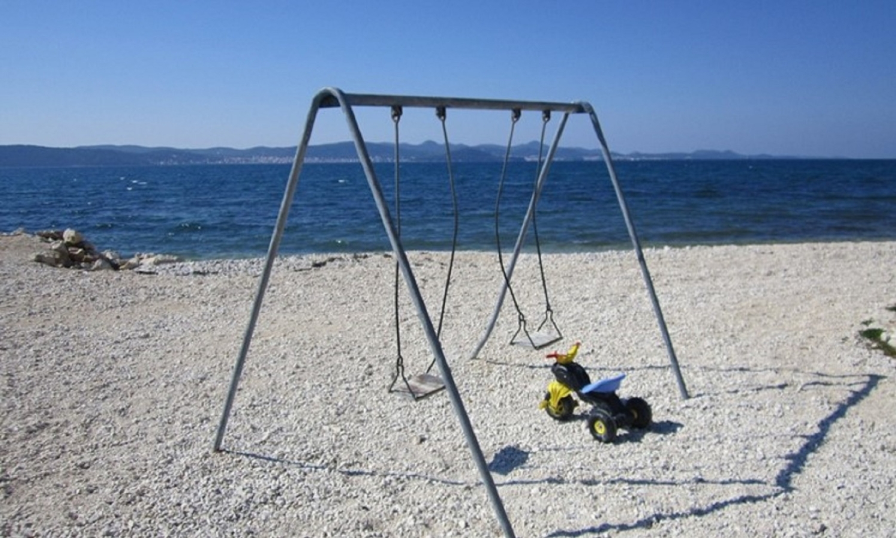 Apartment Sor - on the beach: A1 Bibinje, Zadar riviera