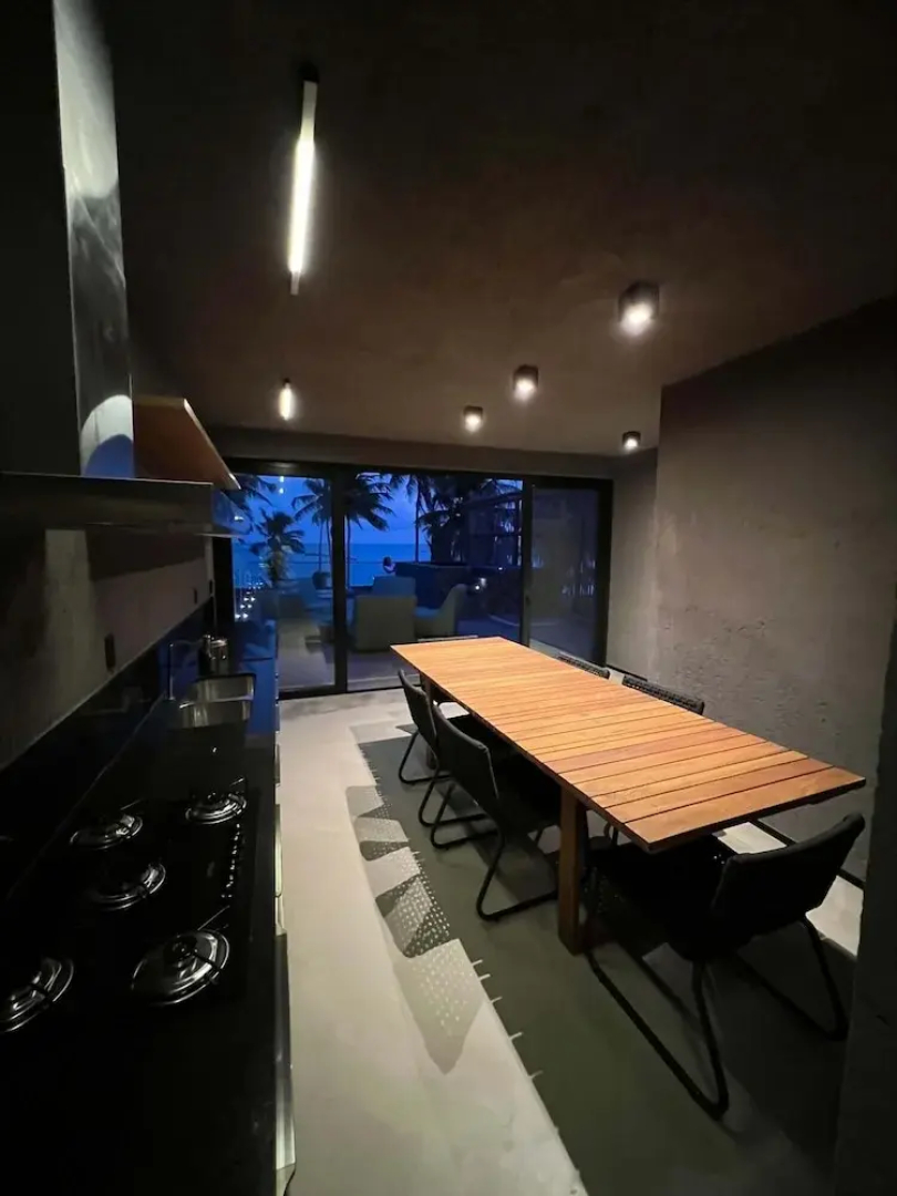 Casa Exuberante em Frente ao mar com 5 Suites