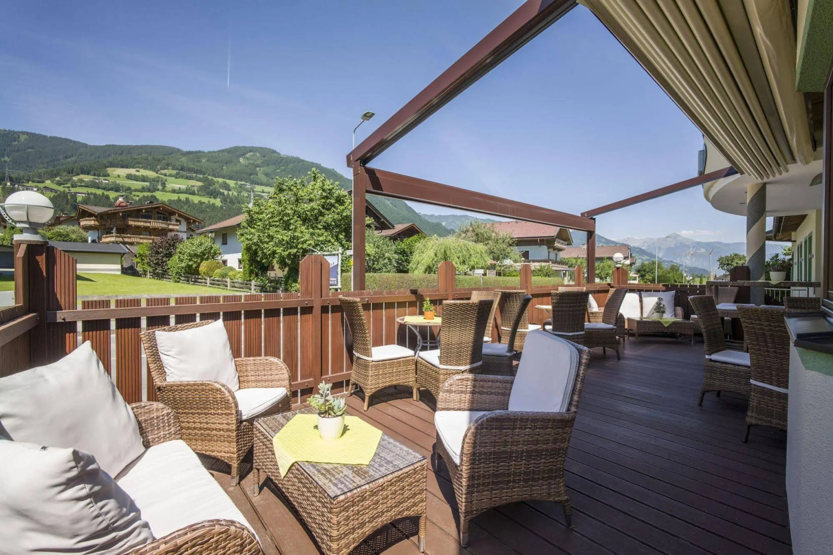 Hotel Alpina