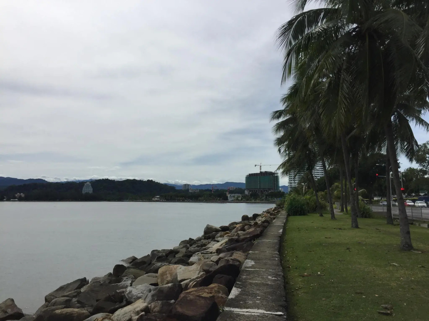 Victoria Hotel and Hostel