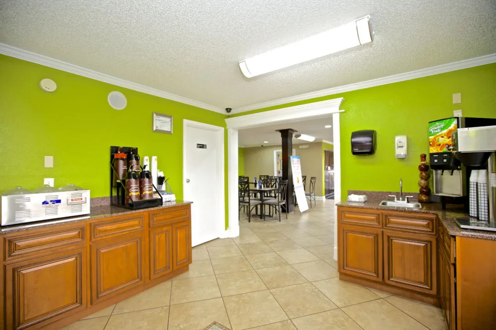 Super 8 Cartersville