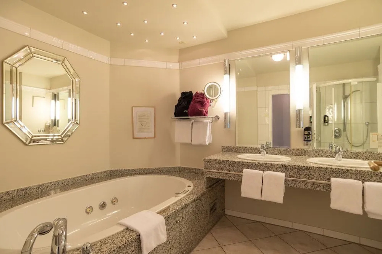 Romantik Hotel Boesehof