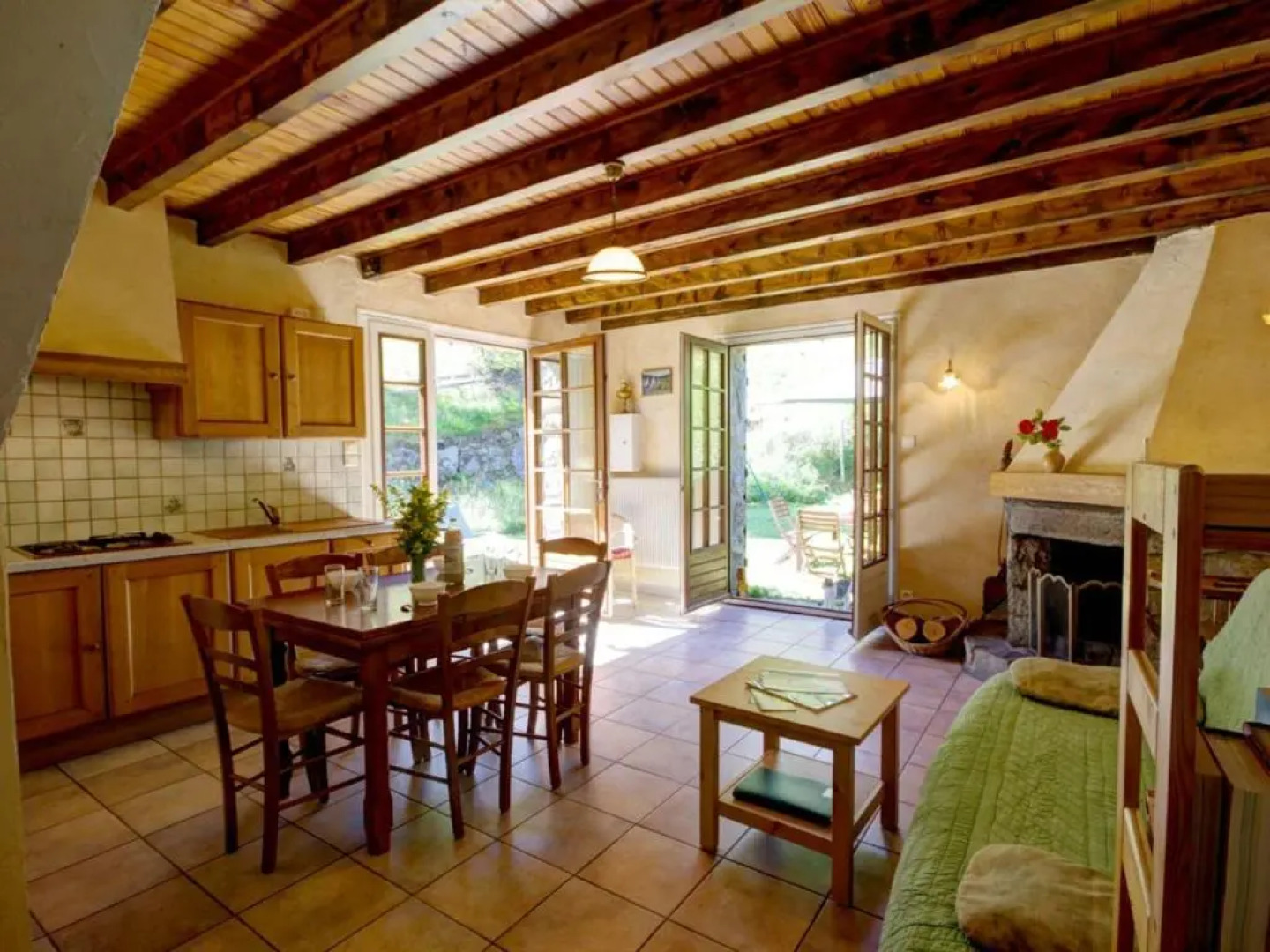 Gîte La Versanne, 3 pièces, 4 personnes - FR-1-496-127