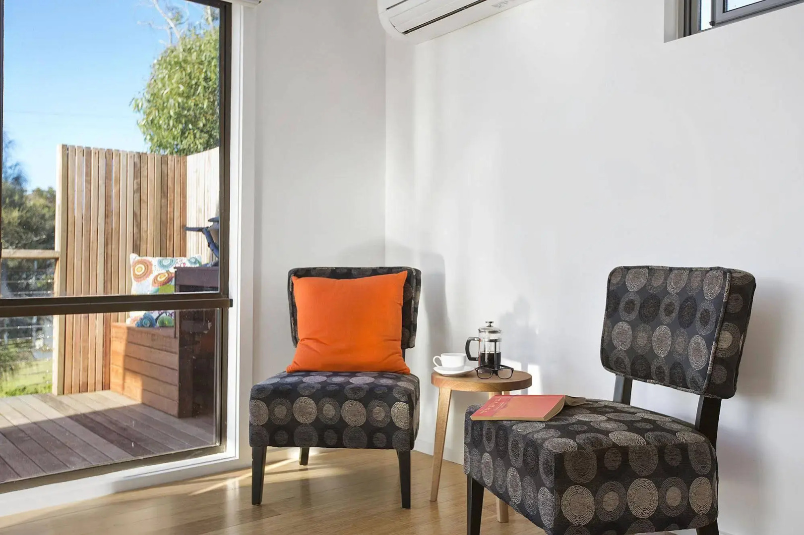 Smith Beach Getaways Beachwood Garden Studio