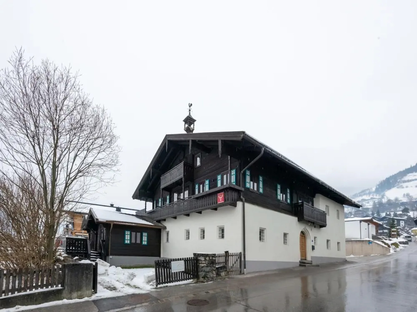 Heritage Chalet in Niedernsill near Ski Area