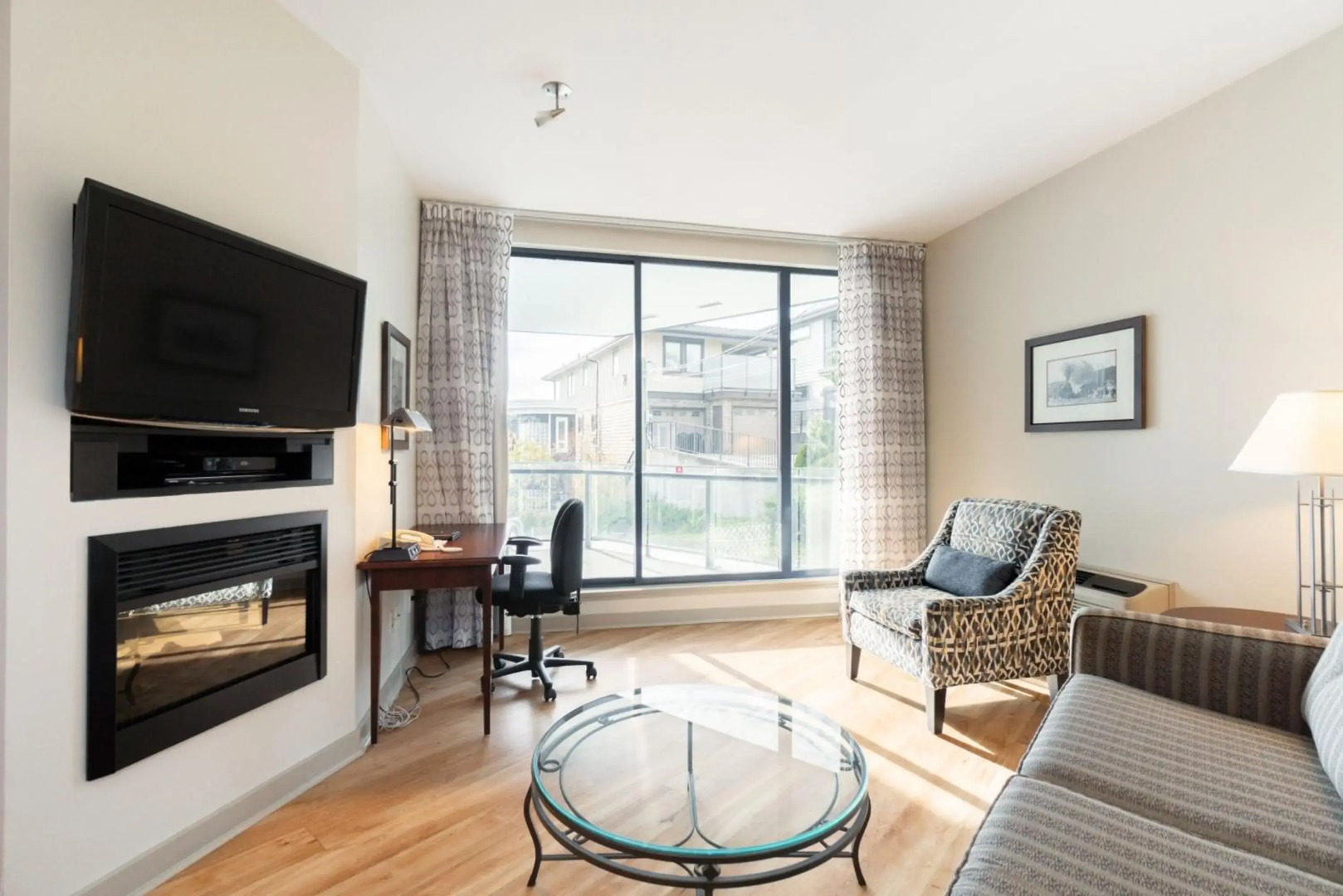 Ocean Promenade Hotel