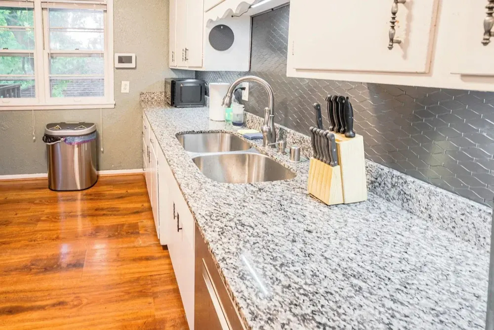 Pet-friendly St Paul Home: Fireplace & Office Area