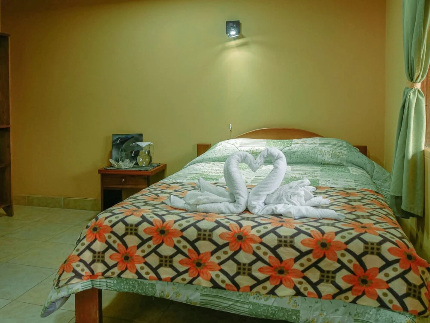 Birdwatchers House y Lodge