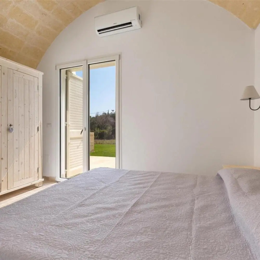 1619 Villa Eneide in Pescoluse Posto Vecchio