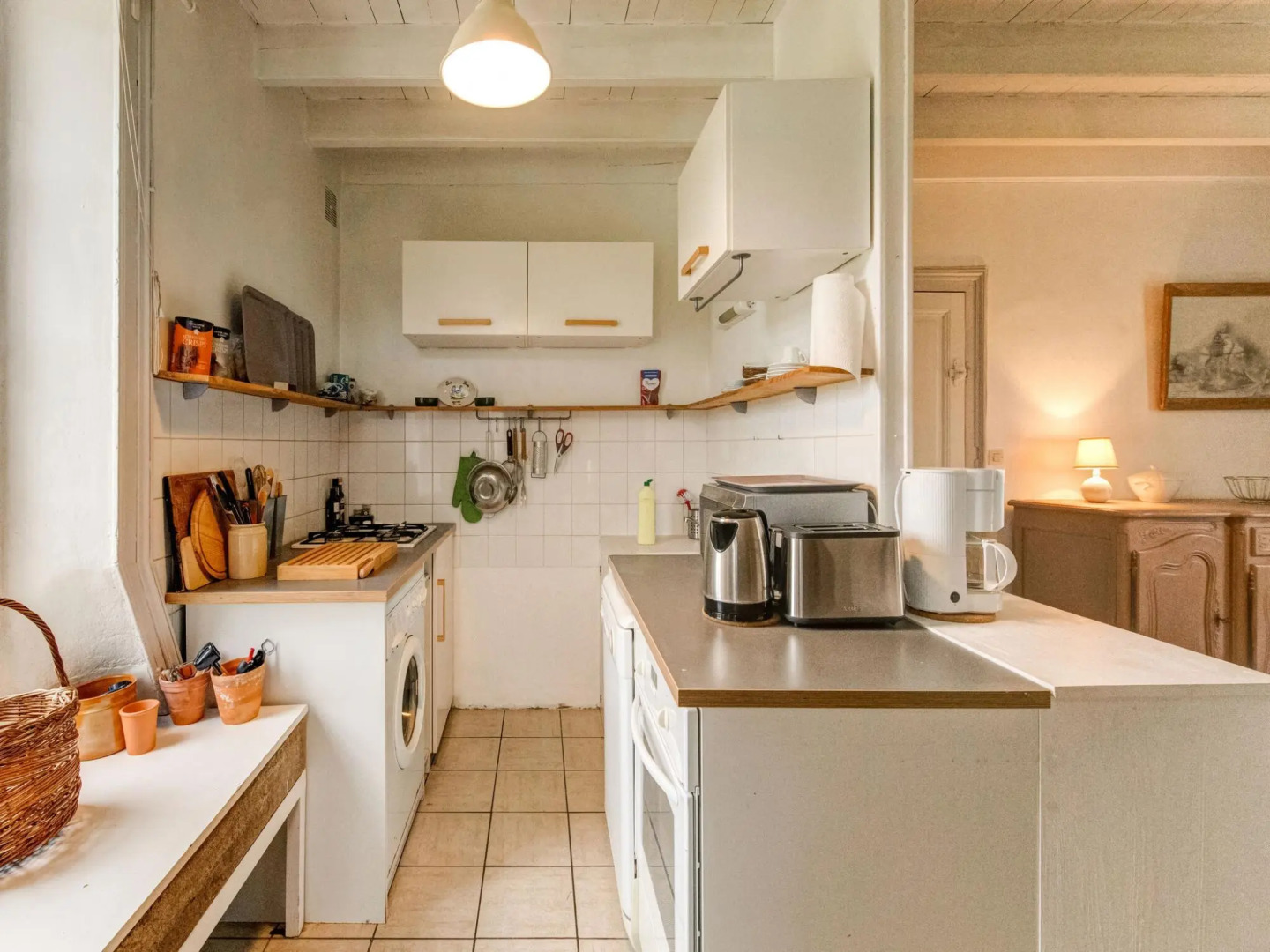 Pretty Holiday Home in Golleville with Private Garden